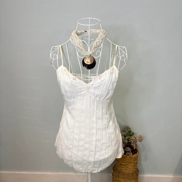 Gorgeous vintage y2k white fairy sequin babydoll cami tank top - Picture 3 of 8
